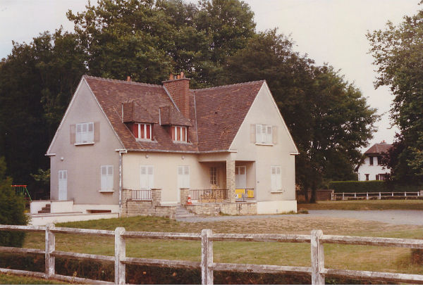 Maison avant nouvelle mairie