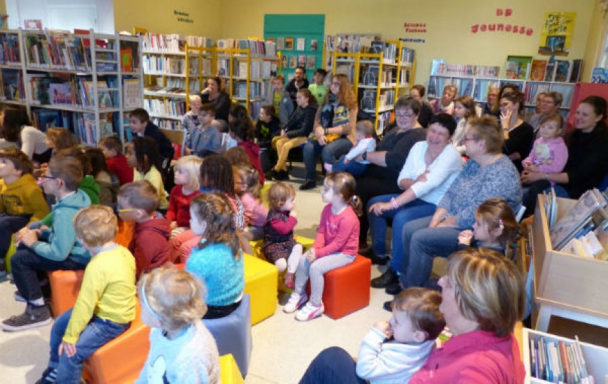 Histoires à la bibliothèque