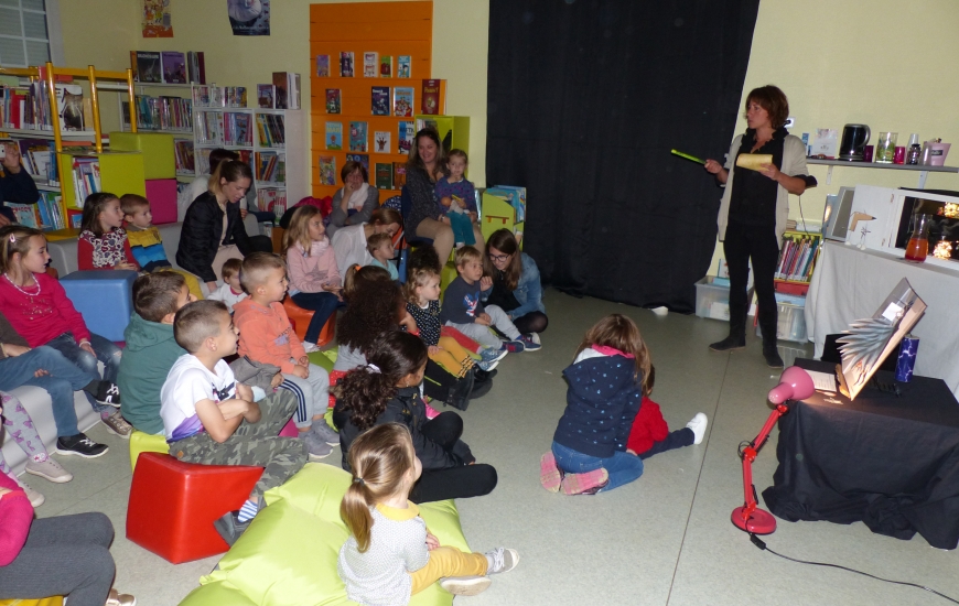 Histoires à la bibliothèque